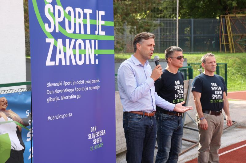 Dan slovenskega športa s Športnimi igrami zaposlenih proslavili tudi v Novem mestu